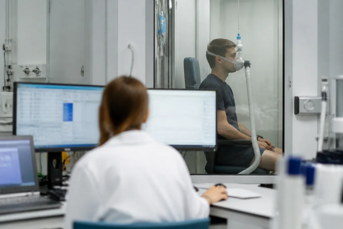 Editorial delivery context for £9m+ private-sector award for respiratory human-challenge clinical studies