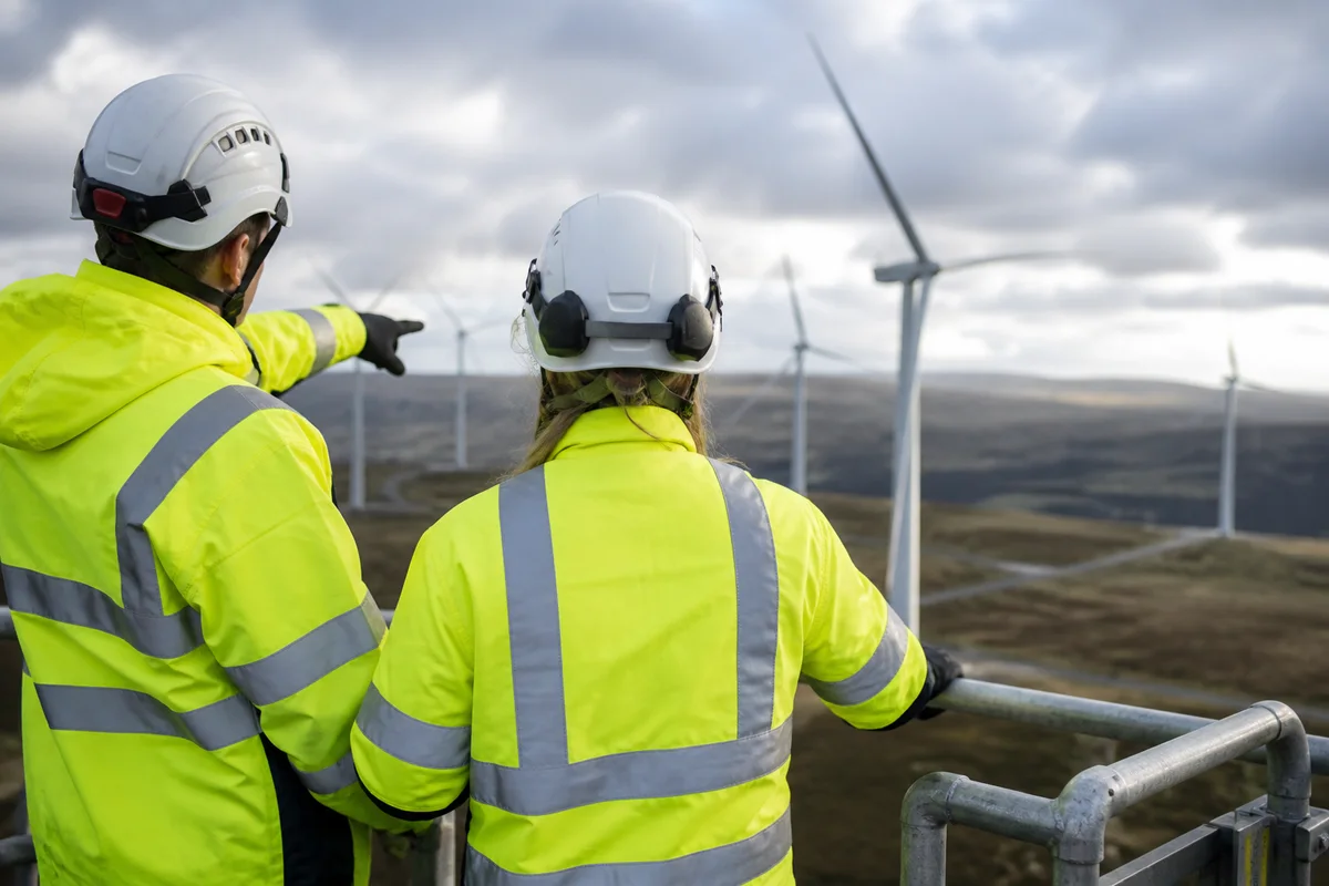 Editorial delivery context for £10m+ long-term private-sector award for long-term wind power purchase agreement